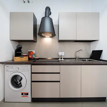 Madame Lu - Easy Parking - By Enjoypuglia Holiday home
